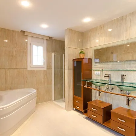 Club Villamar - Champagne Villa Lloret de Mar